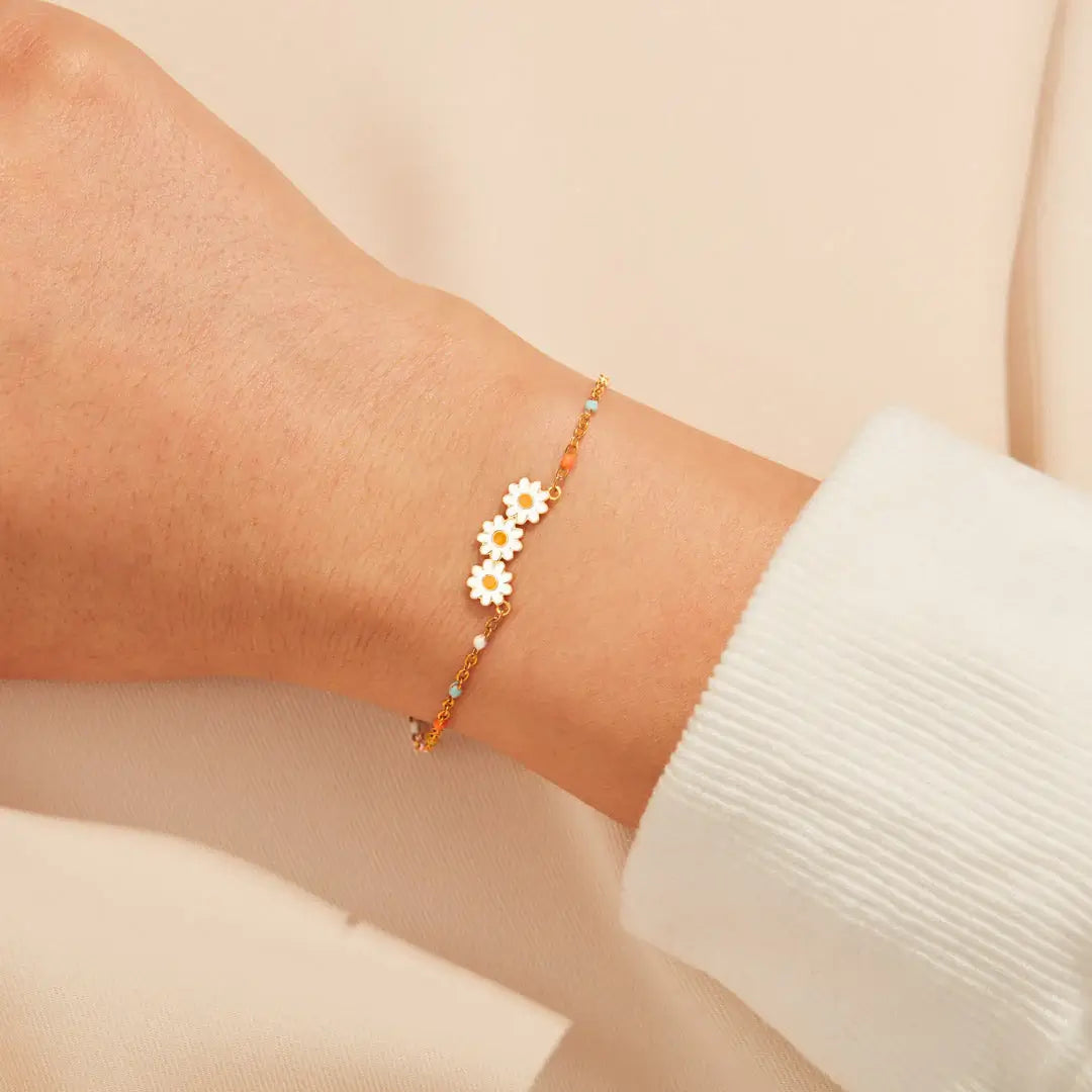 DAISY BRACELET - PERFECT GIFTS FOR LOVED ONES