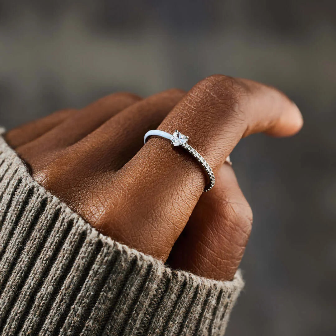 MATCHING MOTHER&DAUGHTER HALF ENAMEL HEART-CUT RINGS