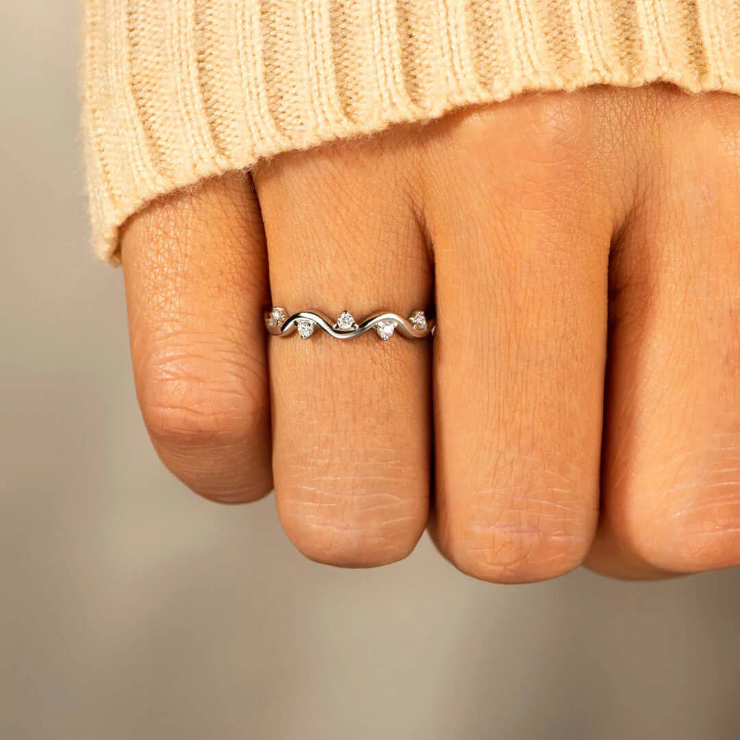 HIGHS AND LOWS WAVE RING